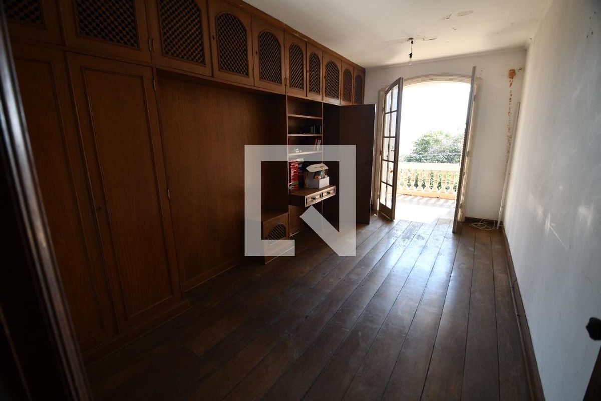 Casa à Venda - Guanabara, 7 Quartos,  1570 m2 em , Campinas - sp | SoloBR