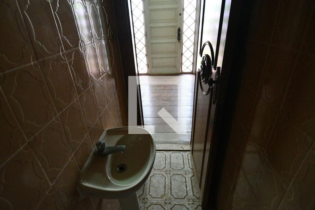 Casa à Venda - Guanabara, 7 Quartos,  1570 m2 em , Campinas - sp | SoloBR