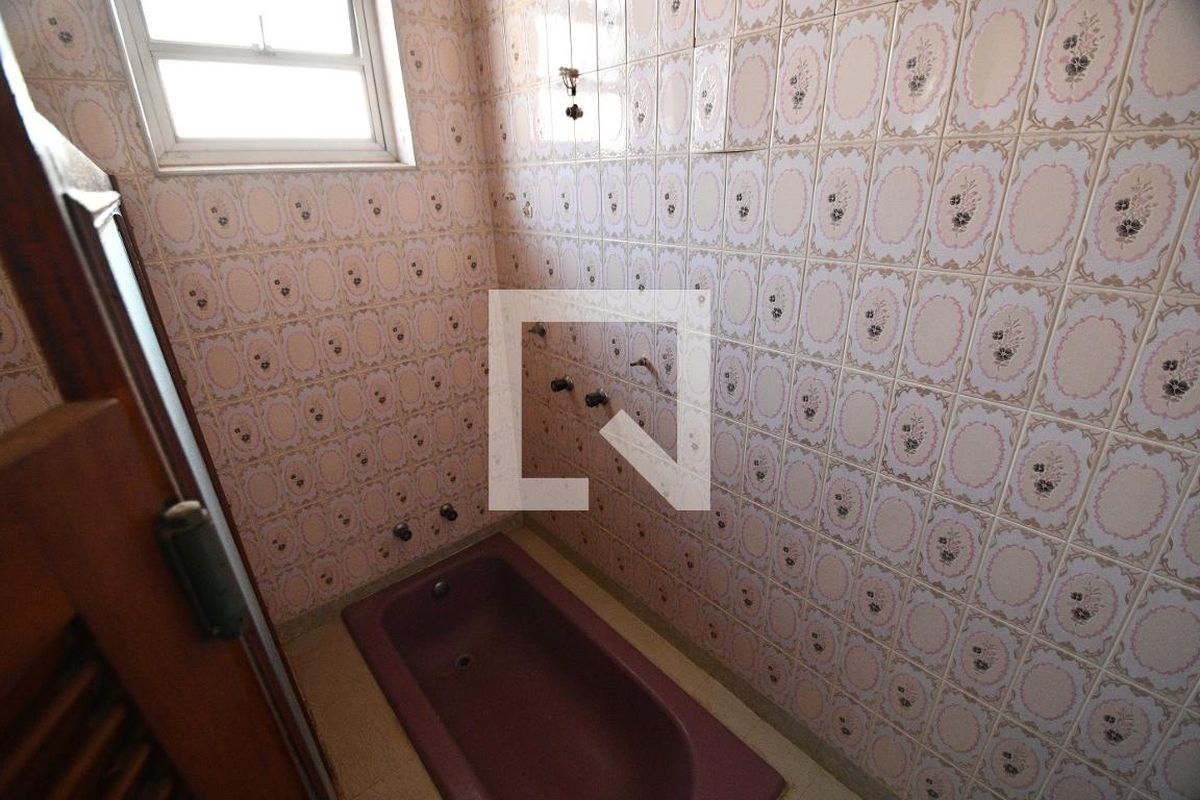 Casa à Venda - Guanabara, 7 Quartos,  1570 m2 em , Campinas - sp | SoloBR