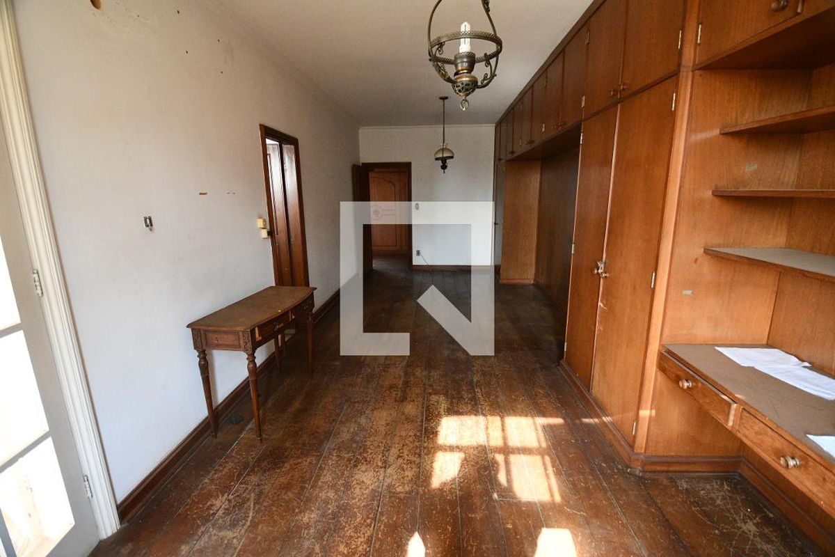 Casa à Venda - Guanabara, 7 Quartos,  1570 m2 em , Campinas - sp | SoloBR