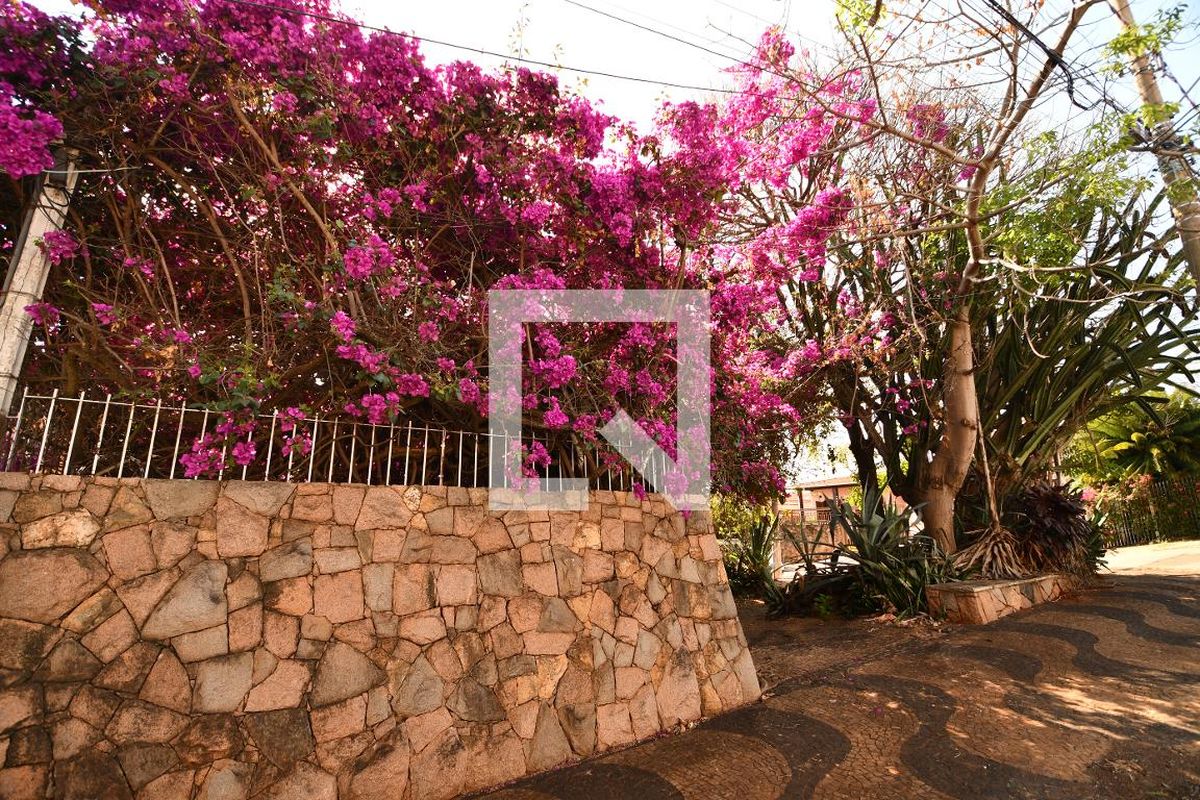 Casa à Venda - Guanabara, 7 Quartos,  1570 m2 em , Campinas - sp | SoloBR