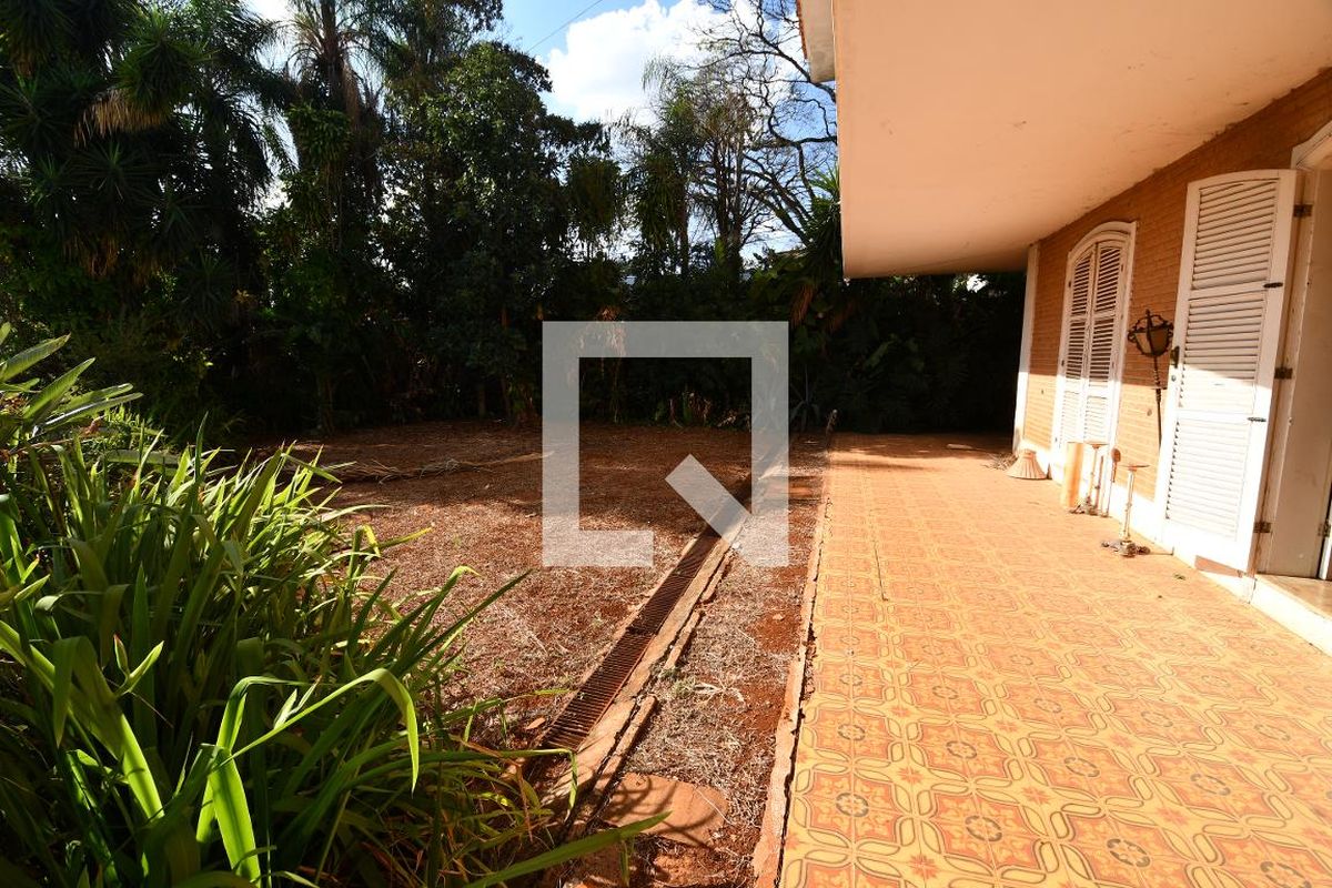 Casa à Venda - Guanabara, 7 Quartos,  1570 m2 em , Campinas - sp | SoloBR