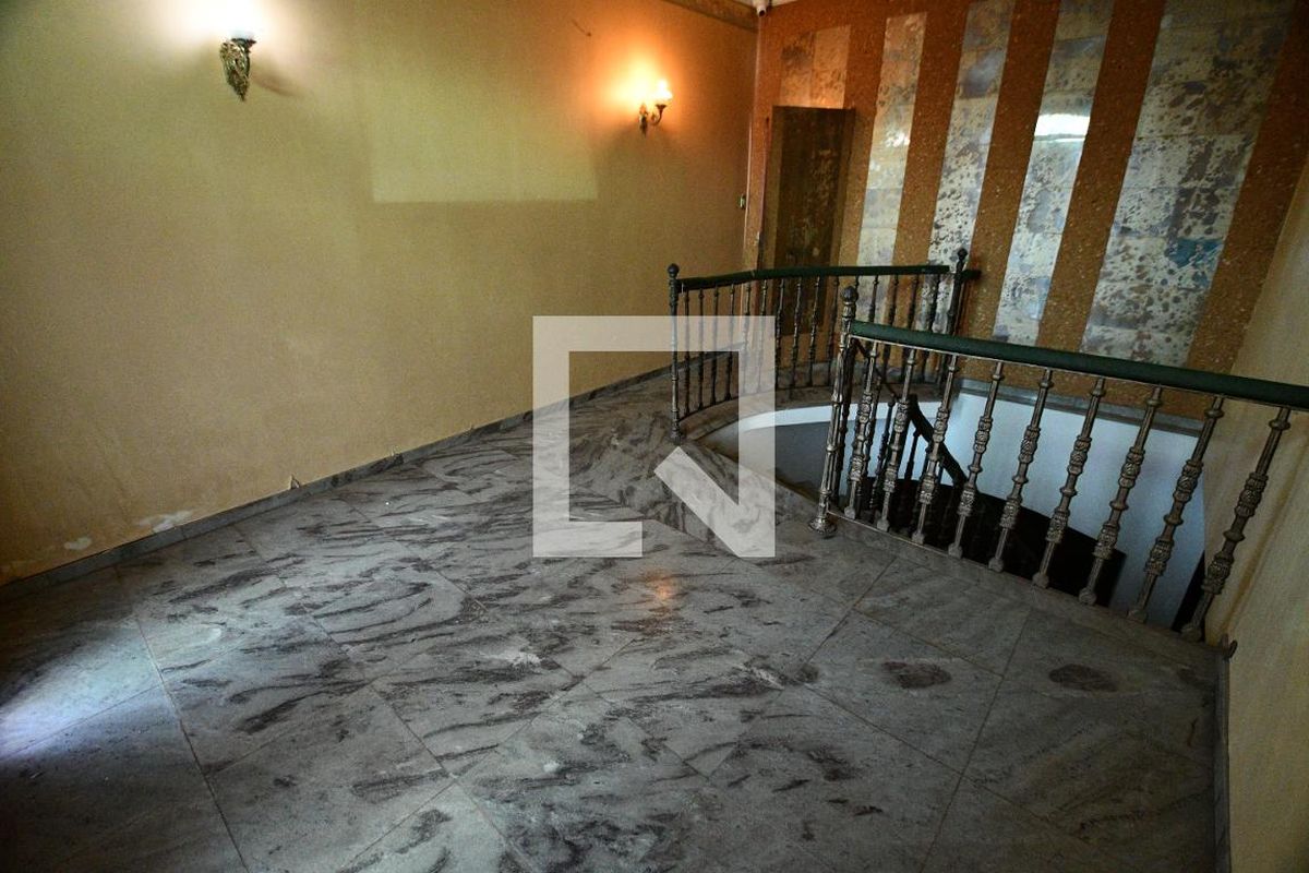 Casa à Venda - Guanabara, 7 Quartos,  1570 m2 em , Campinas - sp | SoloBR