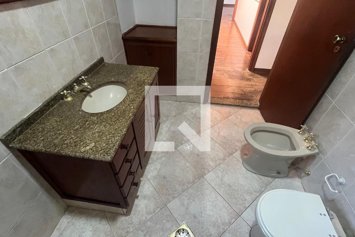 Casa à Venda - Jardim Chapadão, 5 Quartos,  315 m2 em , Campinas - sp | SoloBR