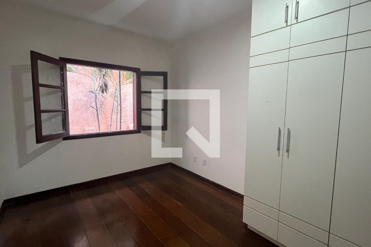 Casa à Venda - Jardim Chapadão, 5 Quartos,  315 m2 em , Campinas - sp | SoloBR