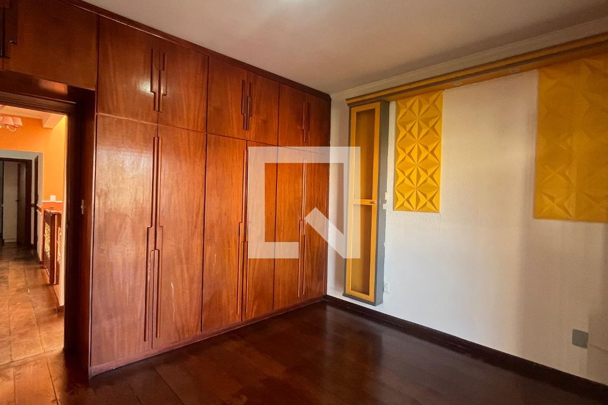 Casa à Venda - Jardim Chapadão, 5 Quartos,  315 m2 em , Campinas - sp | SoloBR