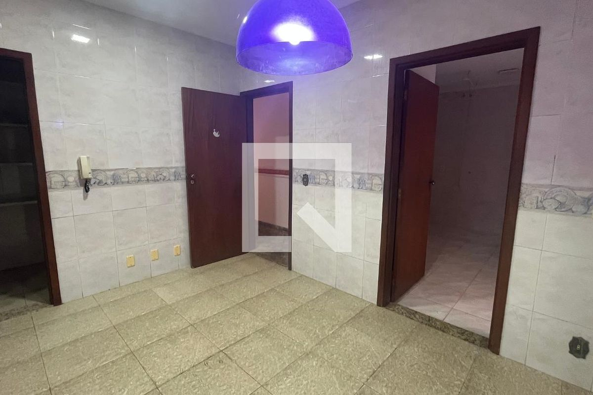 Casa à Venda - Jardim Chapadão, 5 Quartos,  315 m2 em , Campinas - sp | SoloBR