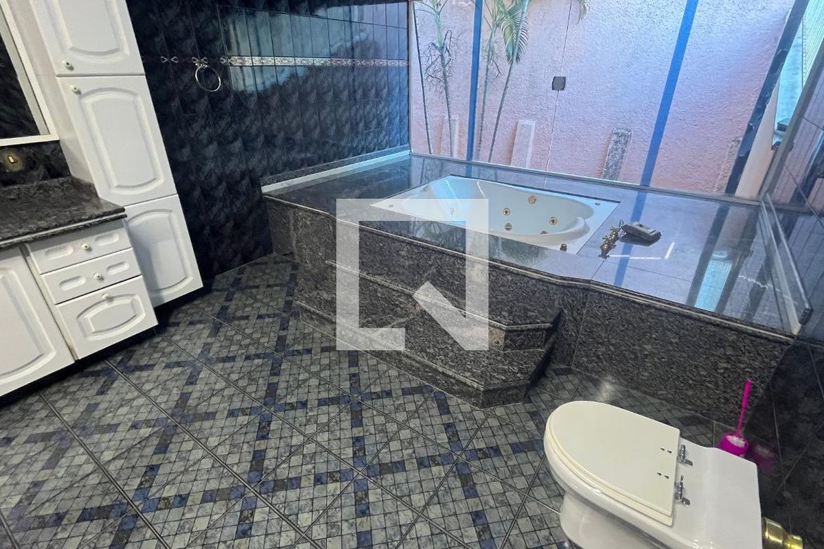 Casa à Venda - Jardim Chapadão, 5 Quartos,  315 m2 em , Campinas - sp | SoloBR