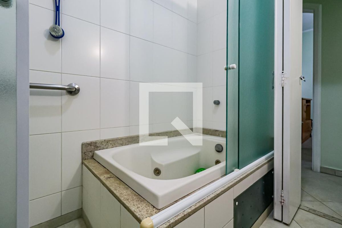 Casa, 3 quartos, 224 m² - Foto 52