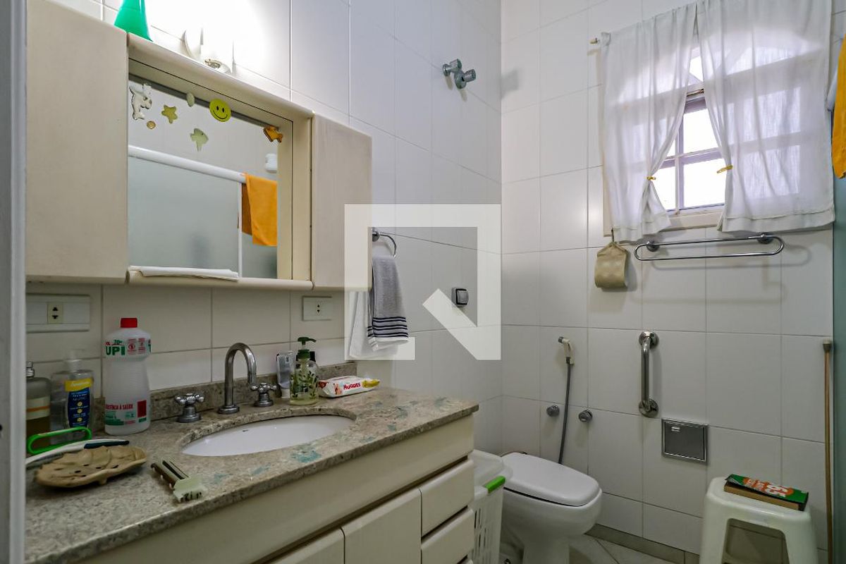 Casa, 3 quartos, 224 m² - Foto 48