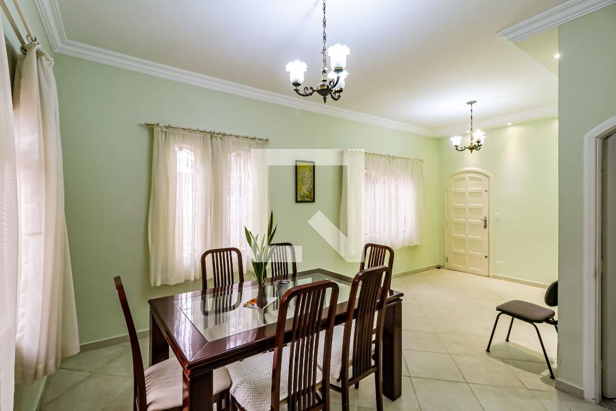 Casa, 3 quartos, 224 m² - Foto 10