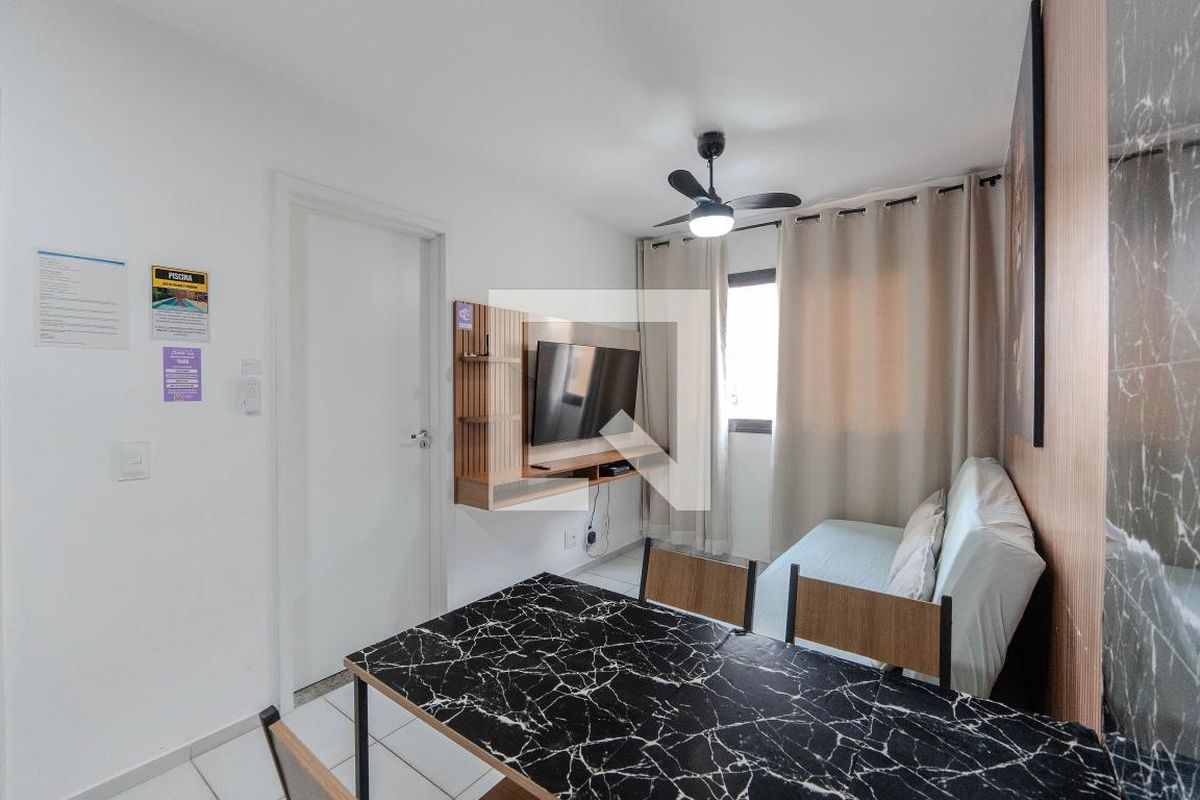 Apartamento, 2 quartos, 37 m² - Foto 2