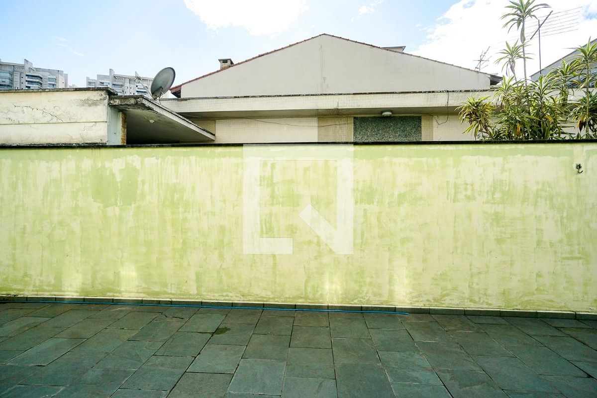 Casa, 3 quartos, 240 m² - Foto 8