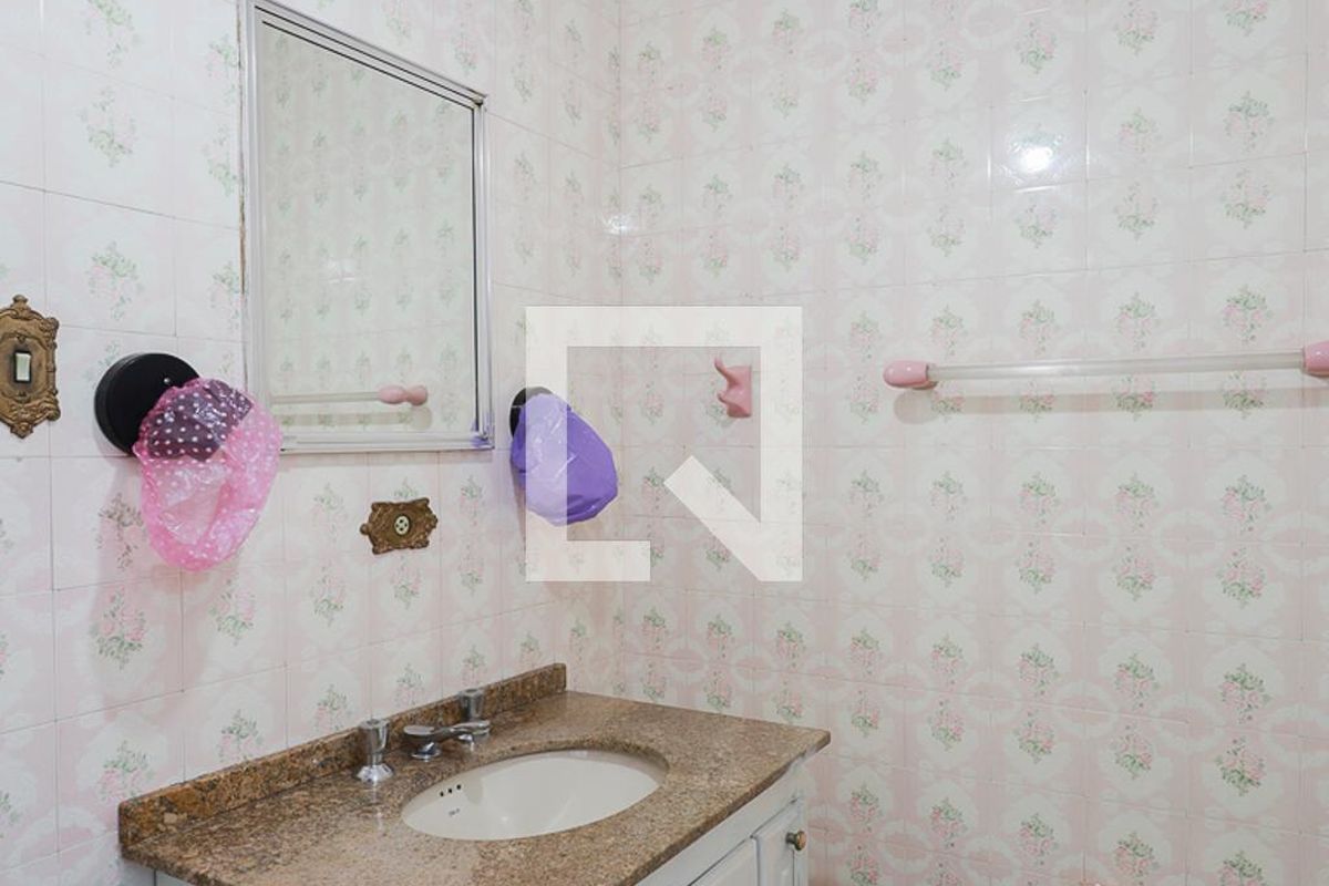 Casa, 3 quartos, 195 m² - Foto 48