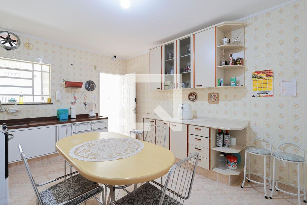 Casa, 3 quartos, 195 m² - Foto 54
