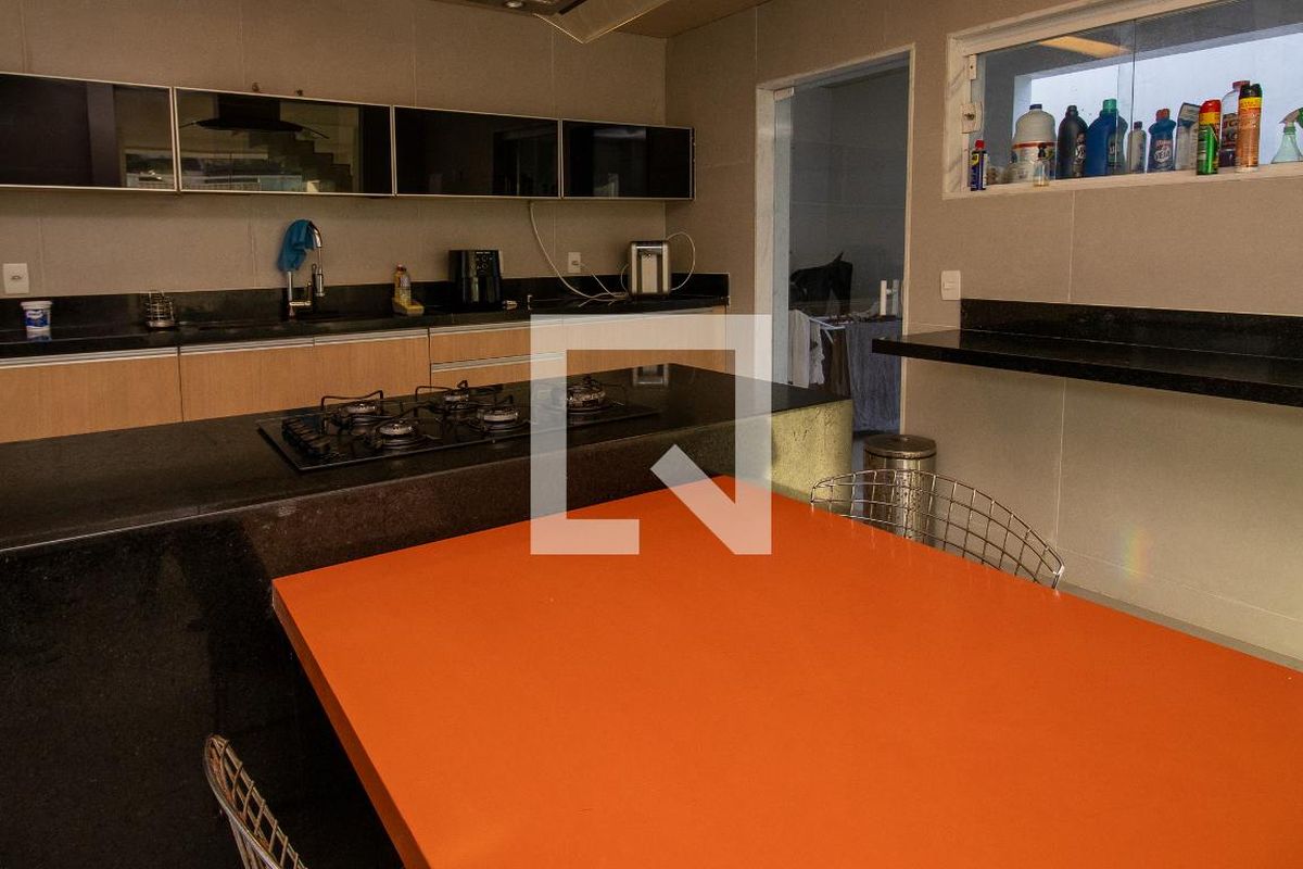 Casa, 3 quartos, 350 m² - Foto 72