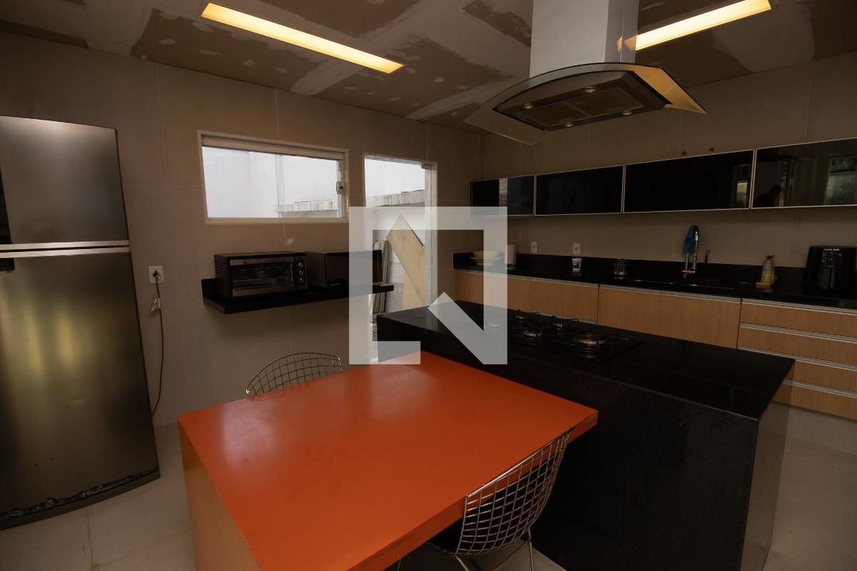 Casa, 3 quartos, 350 m² - Foto 74