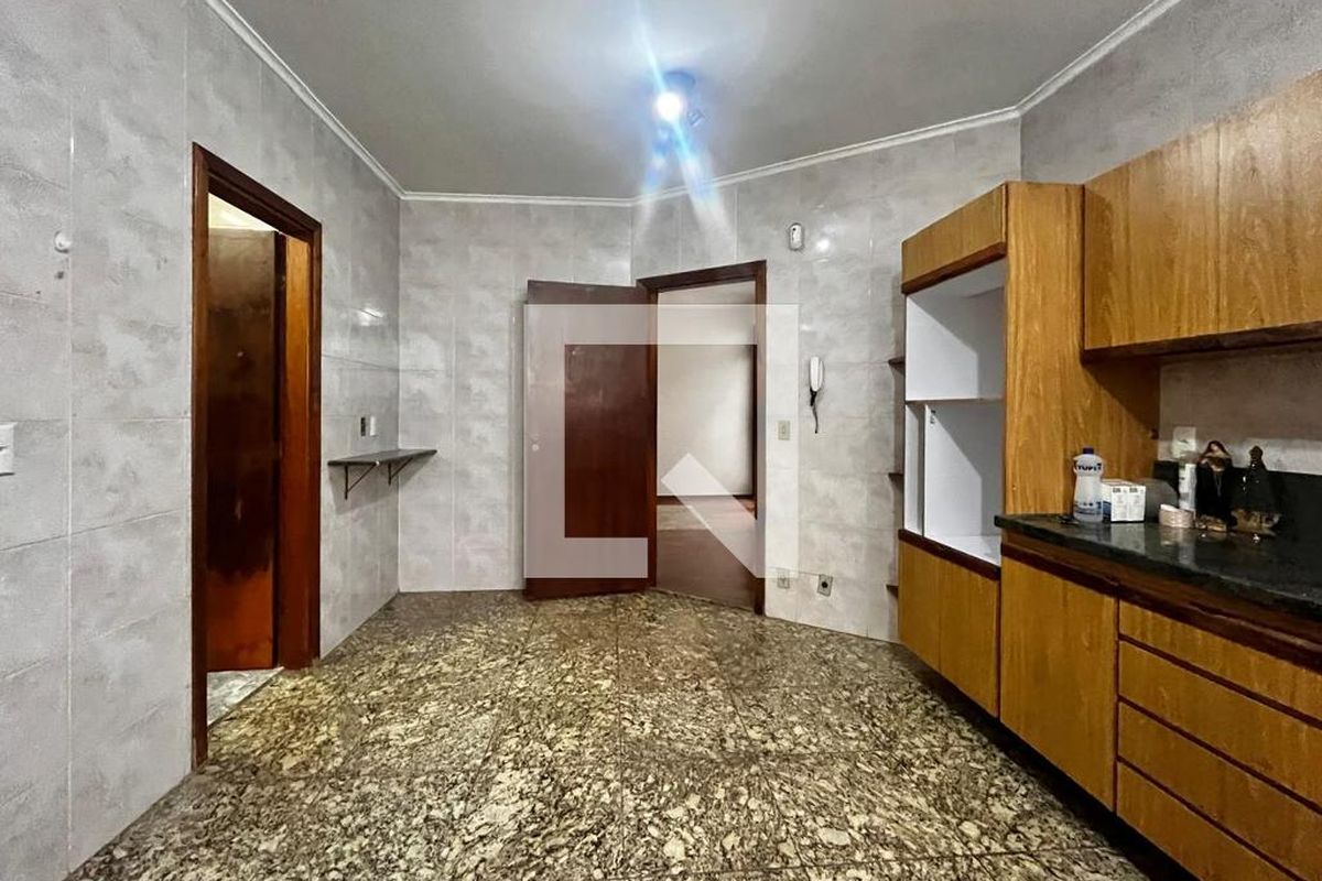 Casa à Venda - Jardim Chapadão, 4 Quartos,  300 m2 em , Campinas - sp | SoloBR