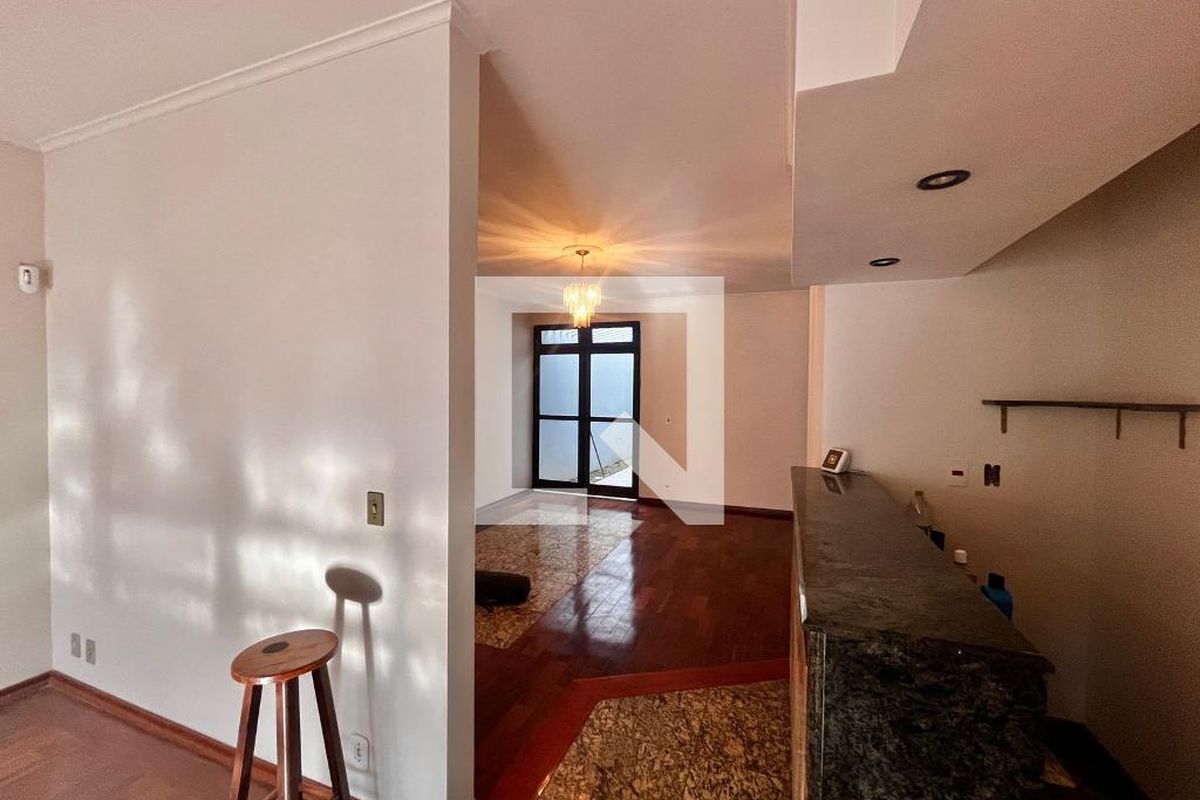 Casa à Venda - Jardim Chapadão, 4 Quartos,  300 m2 em , Campinas - sp | SoloBR