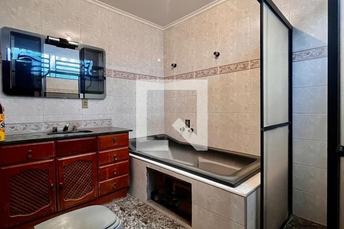 Casa à Venda - Jardim Chapadão, 4 Quartos,  300 m2 em , Campinas - sp | SoloBR