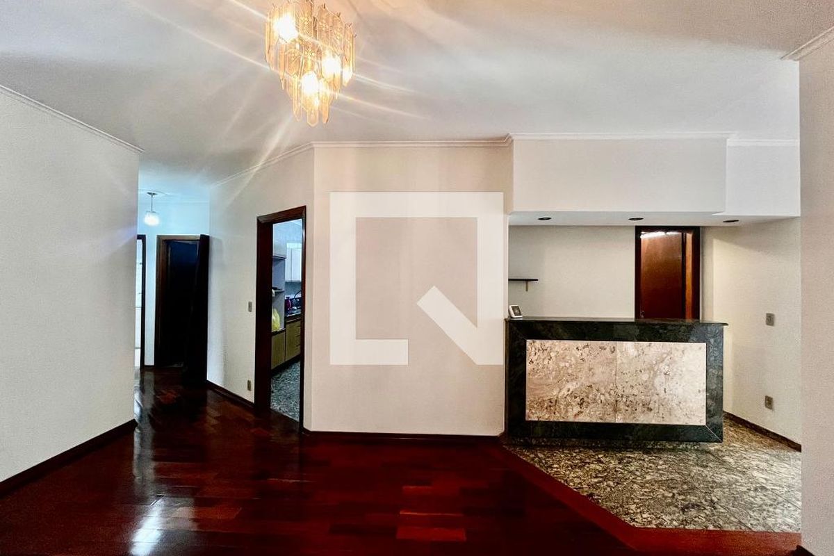 Casa à Venda - Jardim Chapadão, 4 Quartos,  300 m2 em , Campinas - sp | SoloBR