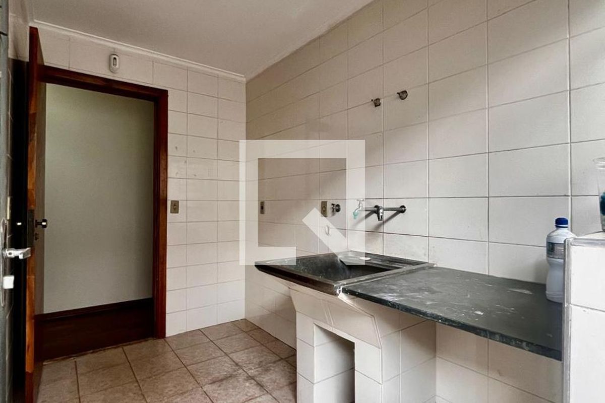 Casa à Venda - Jardim Chapadão, 4 Quartos,  300 m2 em , Campinas - sp | SoloBR
