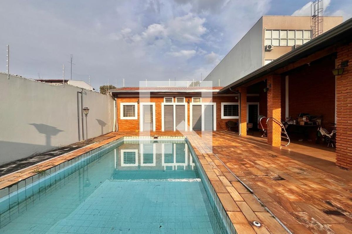 Casa à Venda - Jardim Chapadão, 4 Quartos,  300 m2 em , Campinas - sp | SoloBR