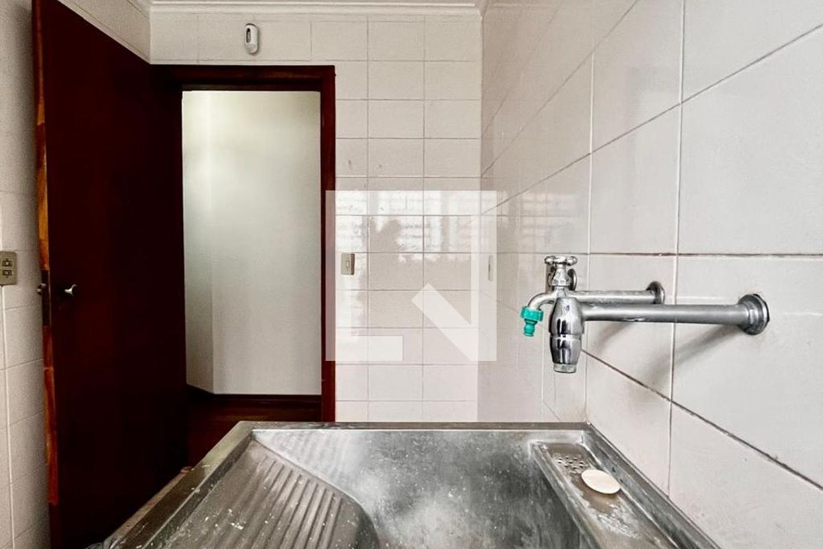 Casa à Venda - Jardim Chapadão, 4 Quartos,  300 m2 em , Campinas - sp | SoloBR