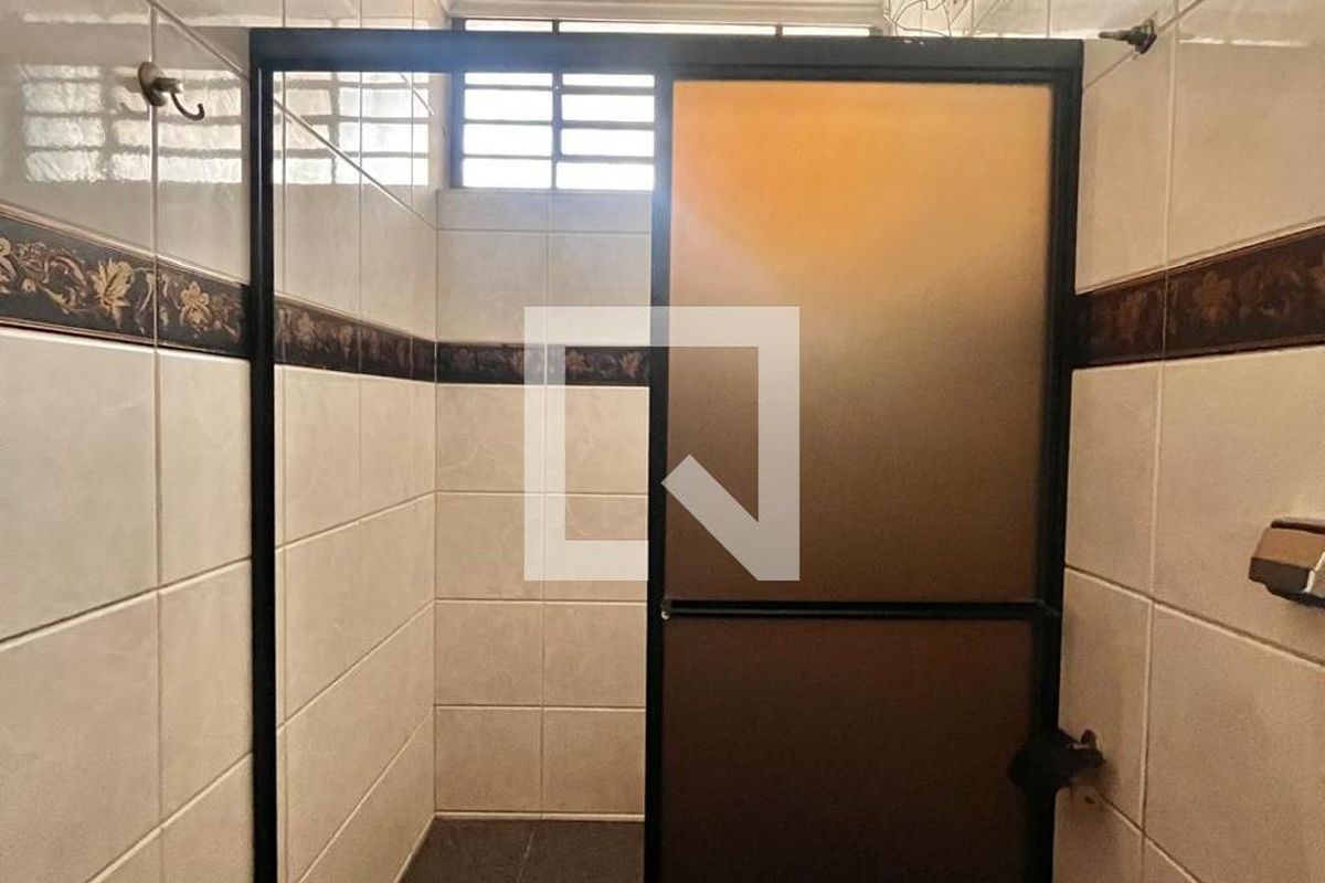 Casa à Venda - Jardim Chapadão, 4 Quartos,  300 m2 em , Campinas - sp | SoloBR