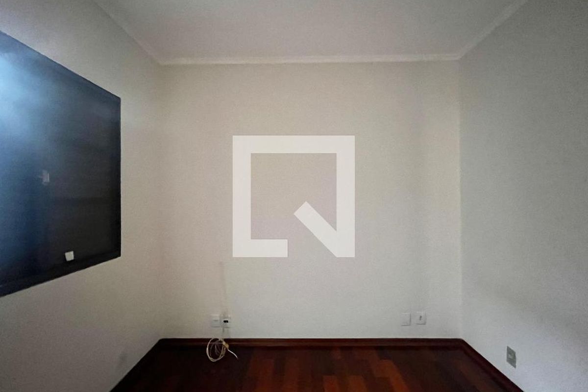 Casa à Venda - Jardim Chapadão, 4 Quartos,  300 m2 em , Campinas - sp | SoloBR