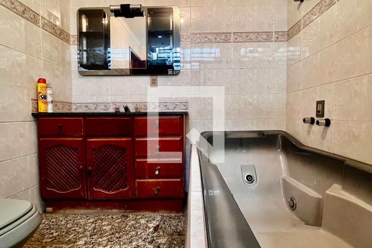 Casa à Venda - Jardim Chapadão, 4 Quartos,  300 m2 em , Campinas - sp | SoloBR