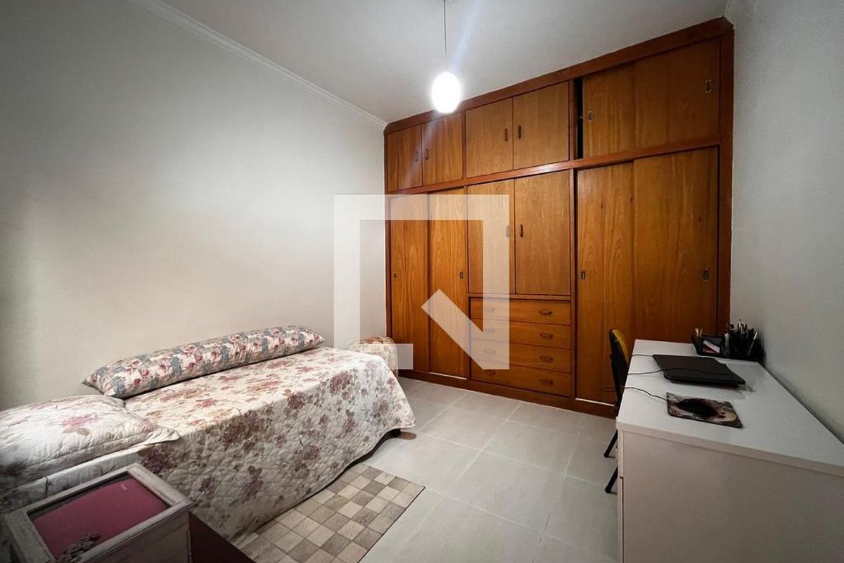 Casa à Venda - Taquaral, 4 Quartos,  170 m2 em , Campinas - sp | SoloBR