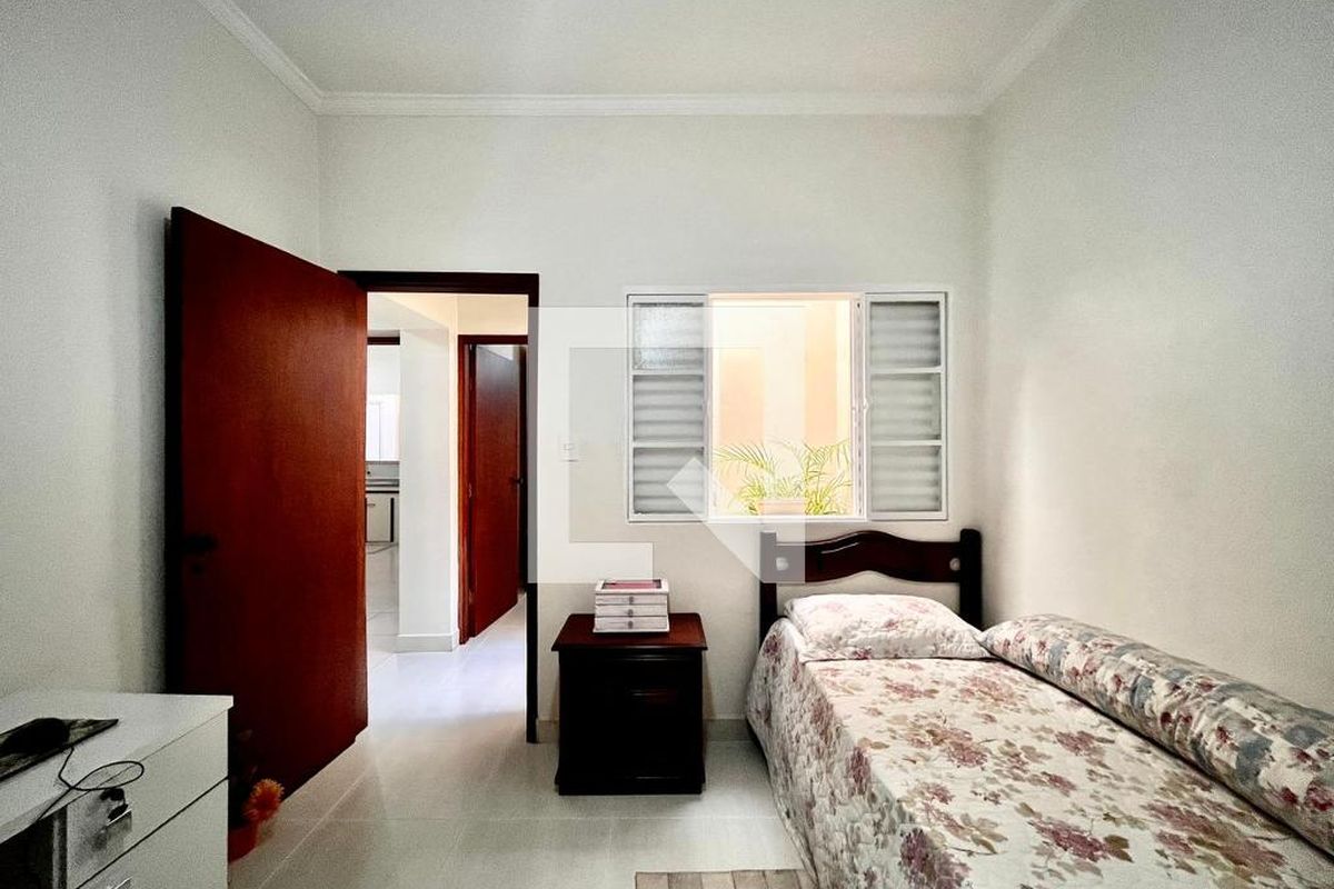 Casa à Venda - Taquaral, 4 Quartos,  170 m2 em , Campinas - sp | SoloBR