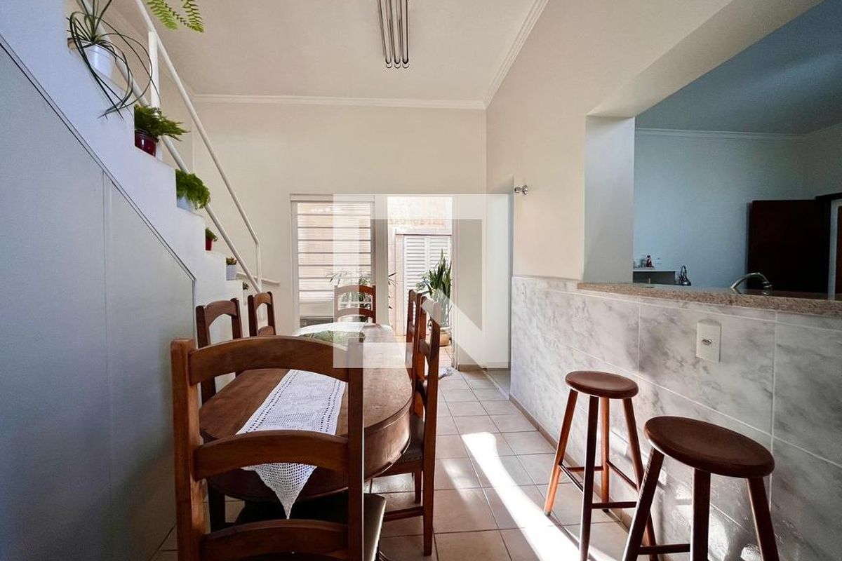 Casa à Venda - Taquaral, 4 Quartos,  170 m2 em , Campinas - sp | SoloBR