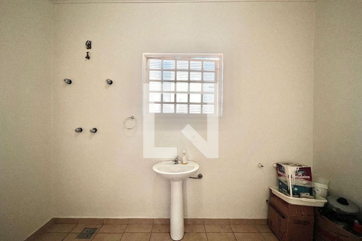 Casa à Venda - Taquaral, 4 Quartos,  170 m2 em , Campinas - sp | SoloBR