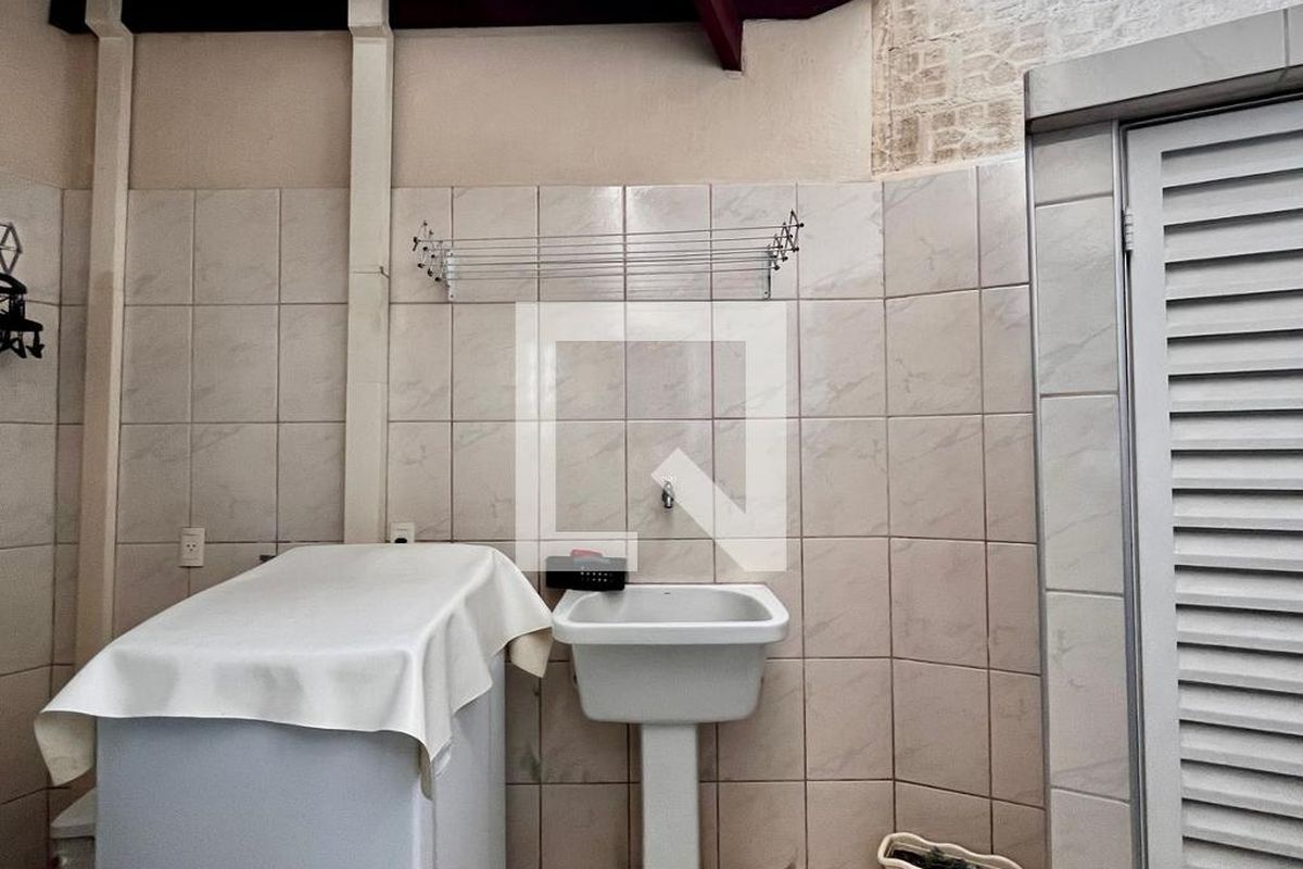Casa à Venda - Taquaral, 4 Quartos,  170 m2 em , Campinas - sp | SoloBR