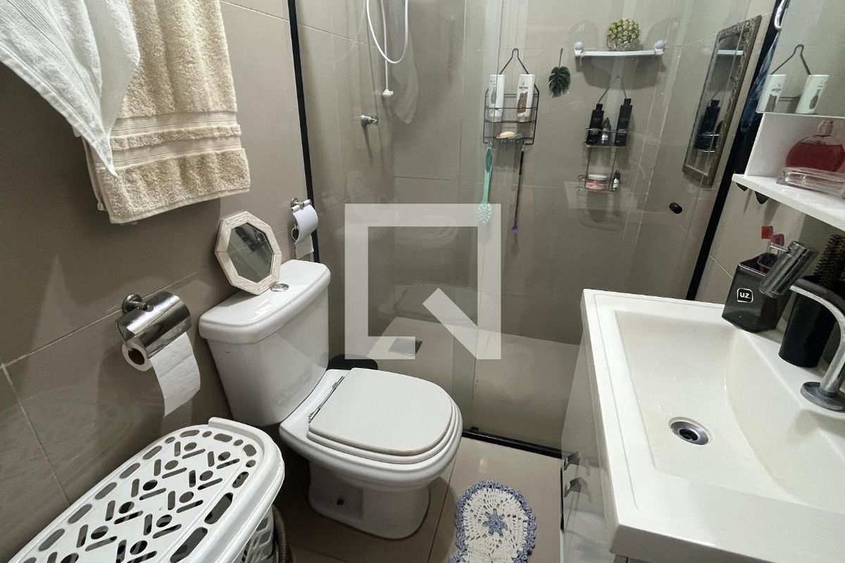 Casa à Venda - Jardim Flamboyant, 6 Quartos,  245 m2 em , Campinas - sp | SoloBR
