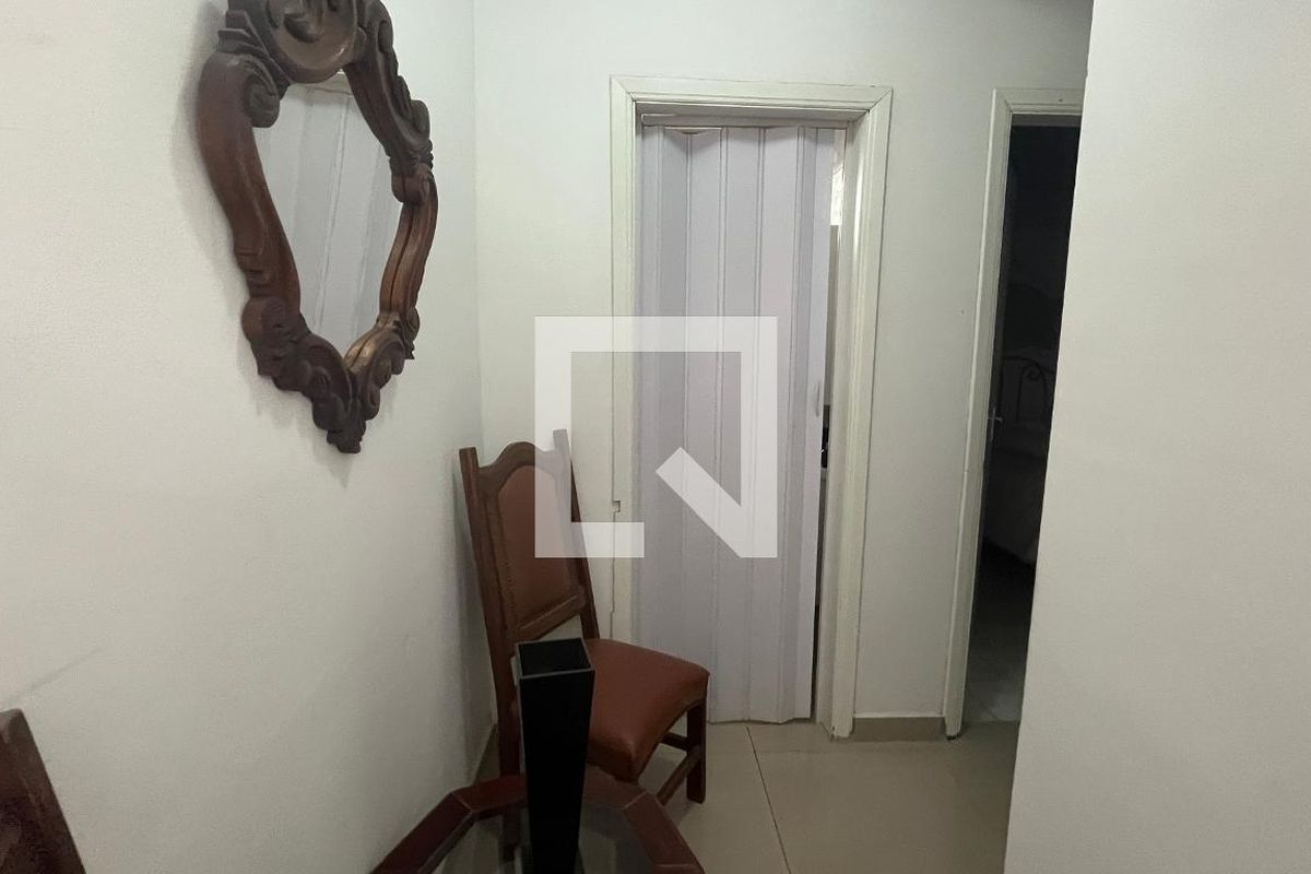 Casa à Venda - Jardim Flamboyant, 6 Quartos,  245 m2 em , Campinas - sp | SoloBR