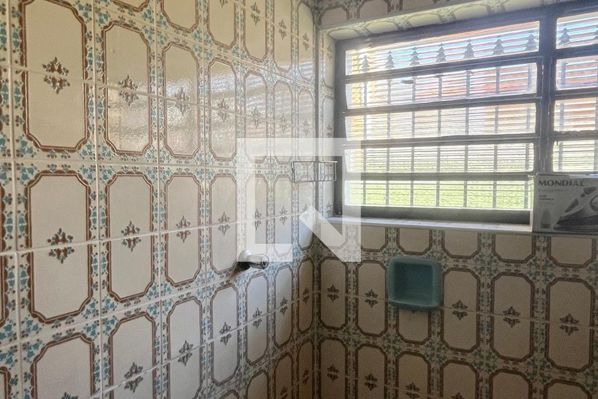 Casa à Venda - Jardim Flamboyant, 6 Quartos,  245 m2 em , Campinas - sp | SoloBR