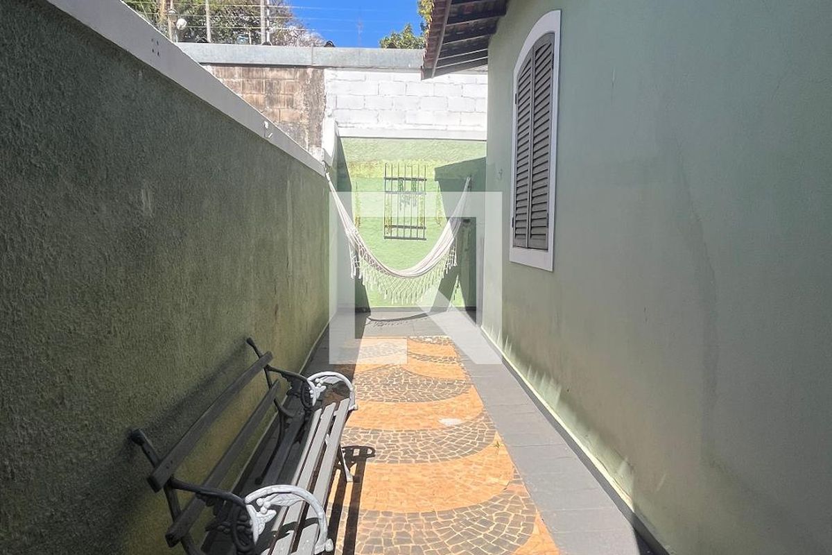 Casa à Venda - Jardim Flamboyant, 6 Quartos,  245 m2 em , Campinas - sp | SoloBR