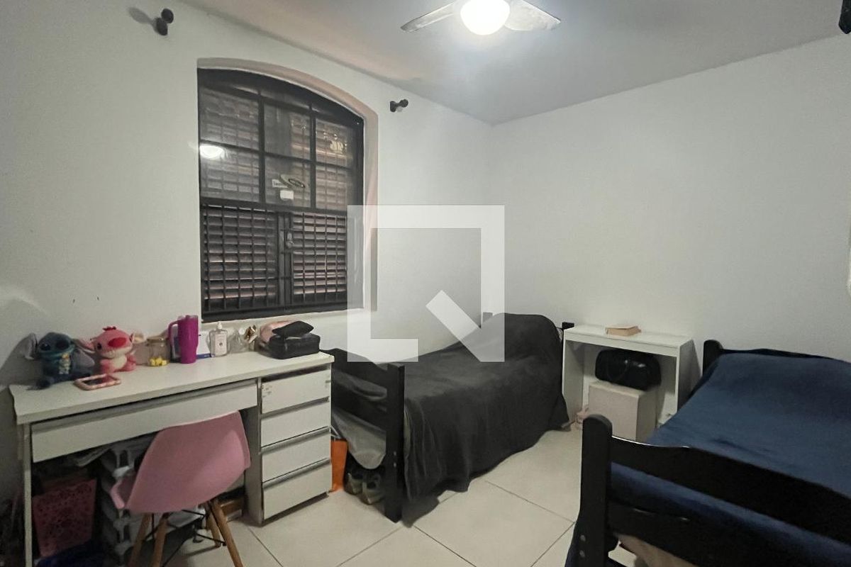 Casa à Venda - Jardim Flamboyant, 6 Quartos,  245 m2 em , Campinas - sp | SoloBR