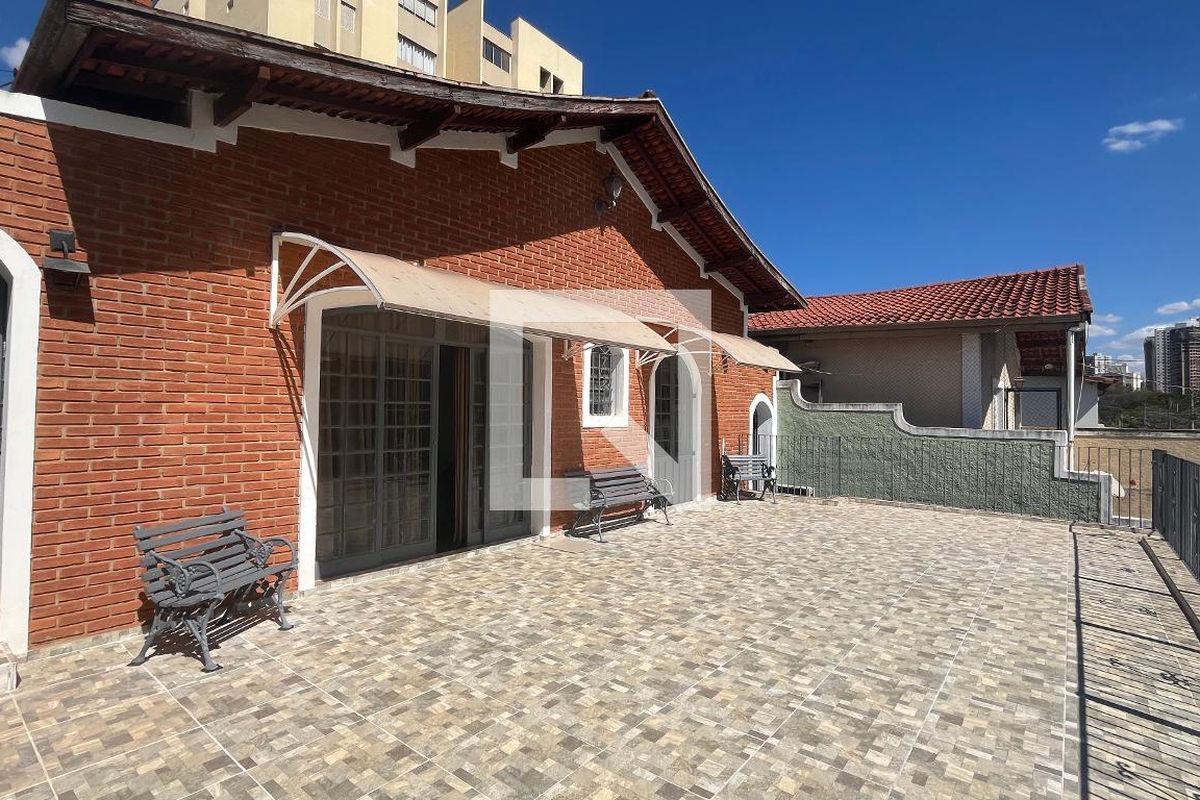 Casa à Venda - Jardim Flamboyant, 6 Quartos,  245 m2 em , Campinas - sp | SoloBR