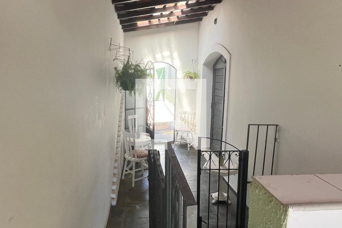 Casa à Venda - Jardim Flamboyant, 6 Quartos,  245 m2 em , Campinas - sp | SoloBR