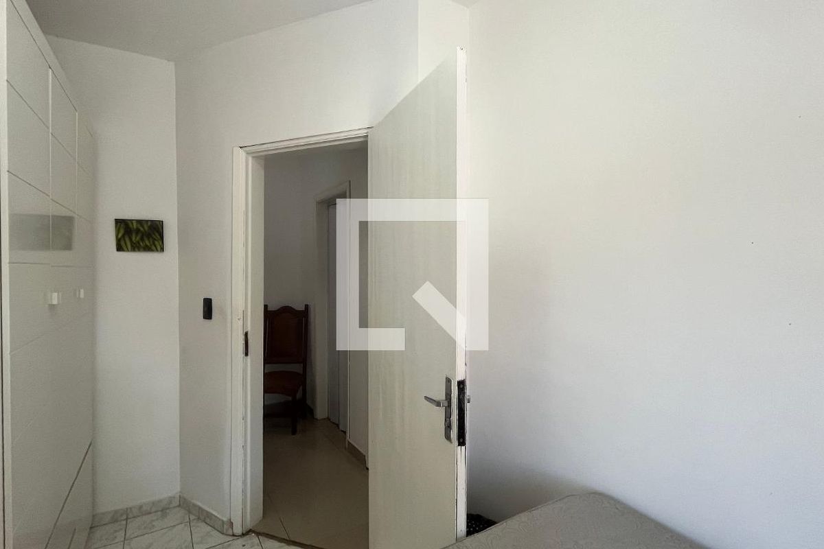 Casa à Venda - Jardim Flamboyant, 6 Quartos,  245 m2 em , Campinas - sp | SoloBR