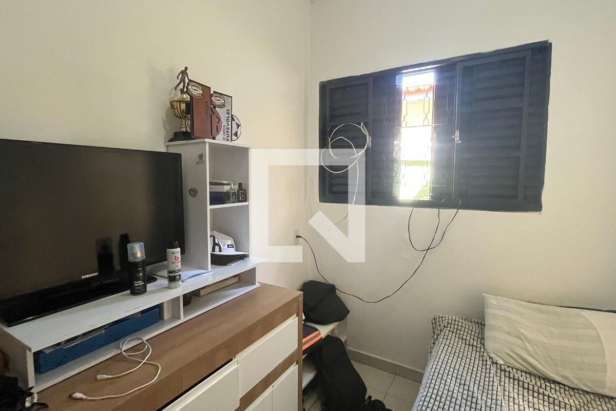 Casa à Venda - Jardim Flamboyant, 6 Quartos,  245 m2 em , Campinas - sp | SoloBR