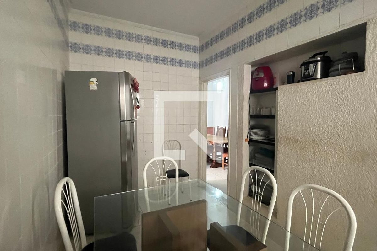 Casa à Venda - Jardim Flamboyant, 6 Quartos,  245 m2 em , Campinas - sp | SoloBR