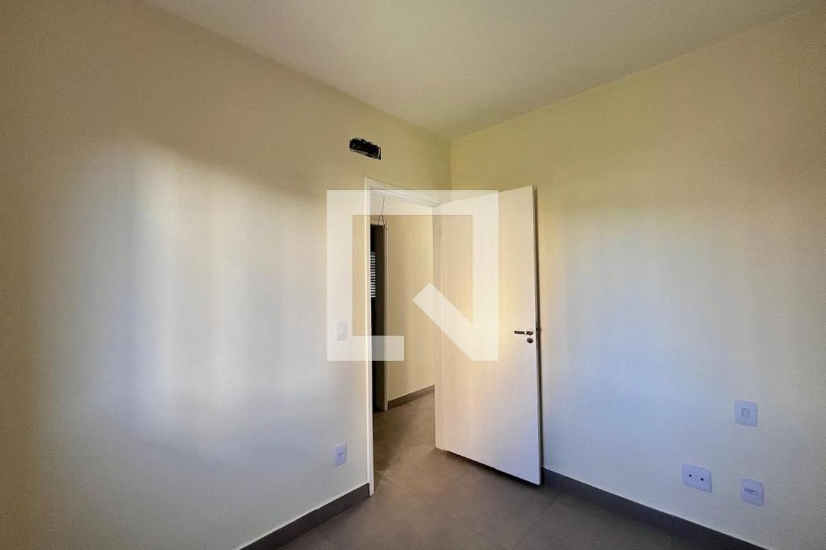Apartamento à Venda - Mansões Santo Antônio, 3 Quartos,  76 m2 em , Campinas - sp | SoloBR