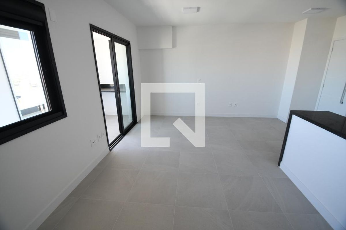 Apartamento à Venda - Bosque, 1 Quarto,  48 m2 em , Campinas - sp | SoloBR