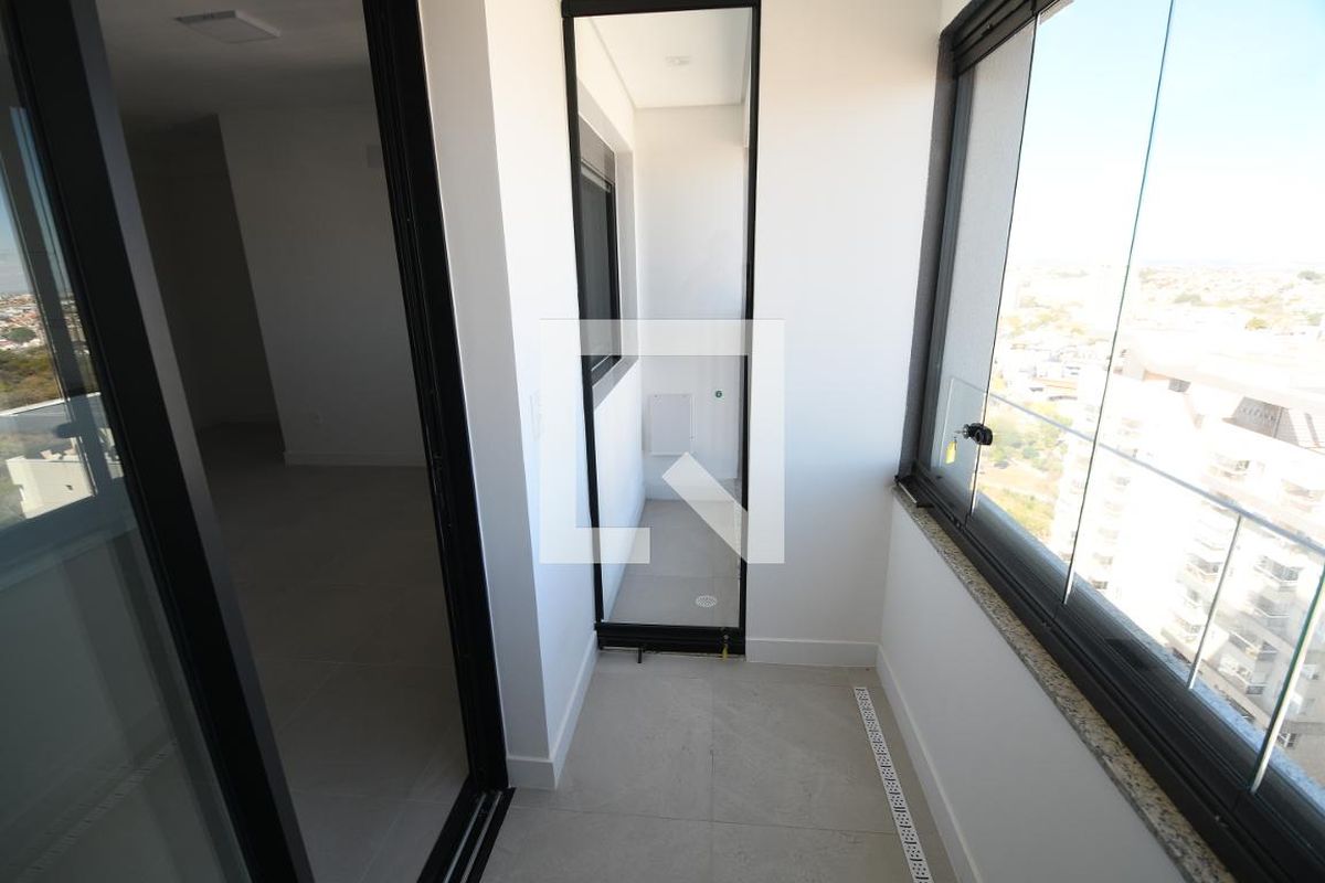 Apartamento à Venda - Bosque, 1 Quarto,  48 m2 em , Campinas - sp | SoloBR