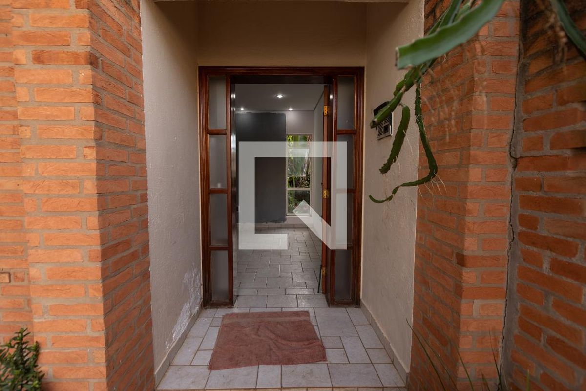 Casa à Venda - Jardim Chapadão, 4 Quartos,  180 m2 em , Campinas - sp | SoloBR